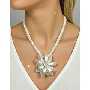 Vintage Mother of Pearl Flower Necklace White Beaded Statement Pendant 19 Inch